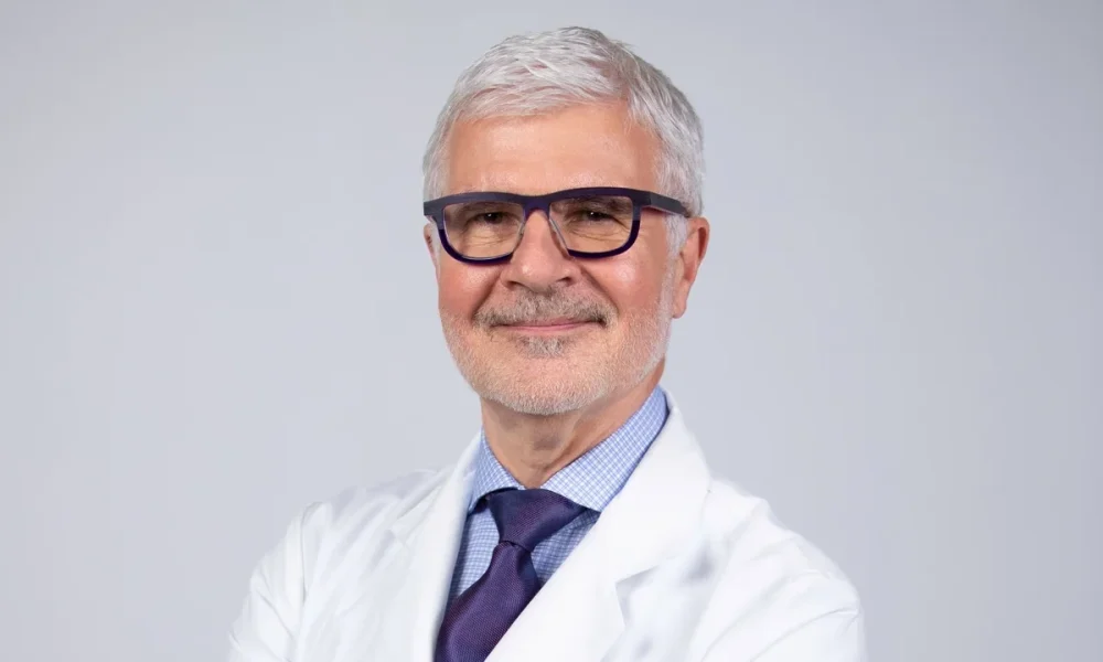 Dr. Steven Gundry Says 'Eating Your Sunscreen' Could Be the Secret to Glowing Skin