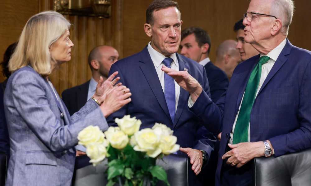 3 Republicans Break Ranks in Attempt to Limit Trump's Iran War Powers