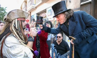 GettyImages-2287391954 Johnny Depp Looks Unrecognizable as Ebenezer Scrooge During Surprise SDCC Appearance