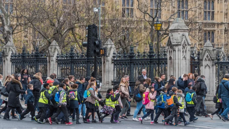 If we cut the parliamentary education service, children will miss out