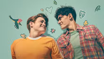 Joe Locke as Charlie and Kit Connor as Nick from Heartstopper looking at each other.