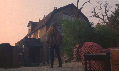 The Best '80s Horror Movie Is A Secret Vampire Story, Stream Without Netflix Now