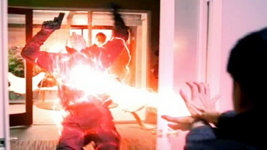 The Superhero Series Fans Love To Hate Is Now On Netflix