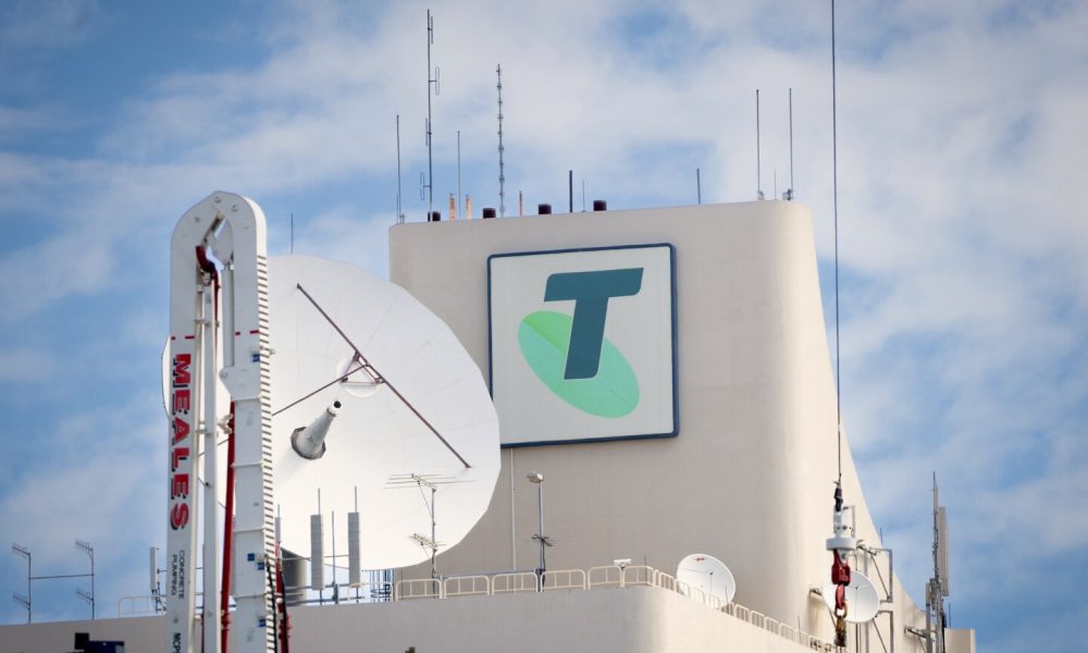 'Let down': Telstra's chief faces up to outage outrage