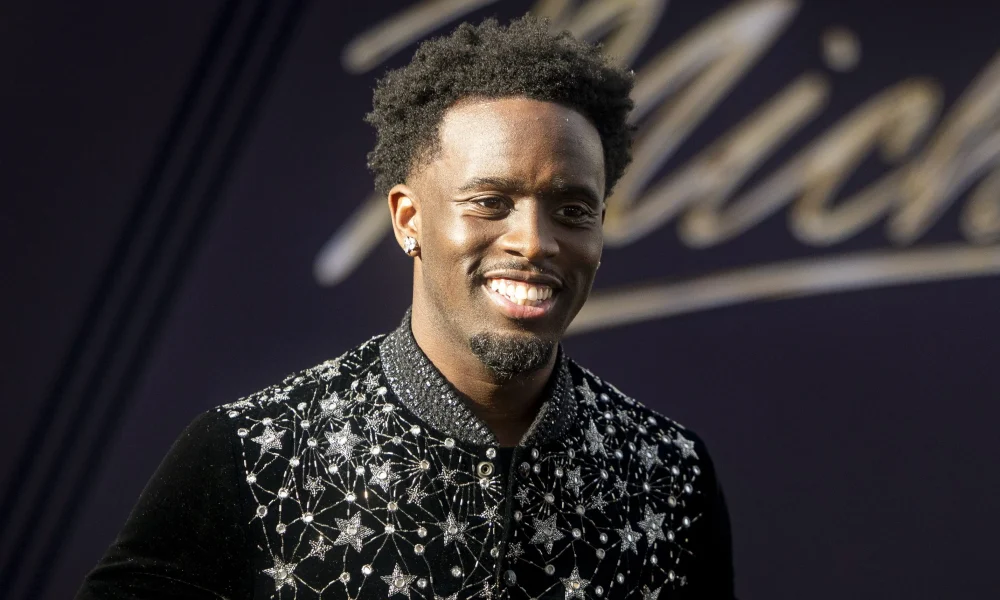 Kai Cenat Pops Out With Fresh NEW Look & The Internet Can't Get Enough