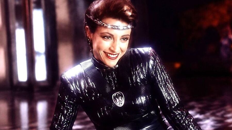 How Star Trek’s Sexiest Episode Fixed The Franchise's Biggest Missed Opportunity