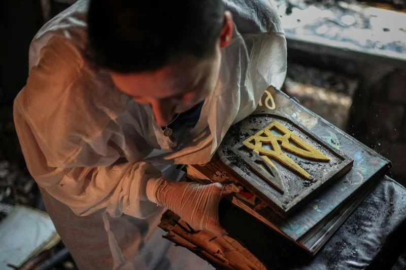 Ukrainian family in Kyiv loses treasured cultural items in Russian attack