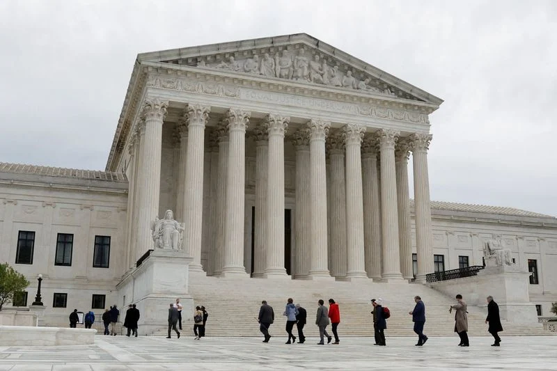 US Supreme Court to hear gun, LGBT, voting rights cases in next term