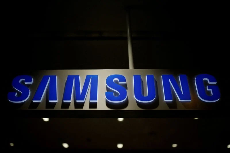 Morning Bid: Samsung to serve chip taster for earnings feast