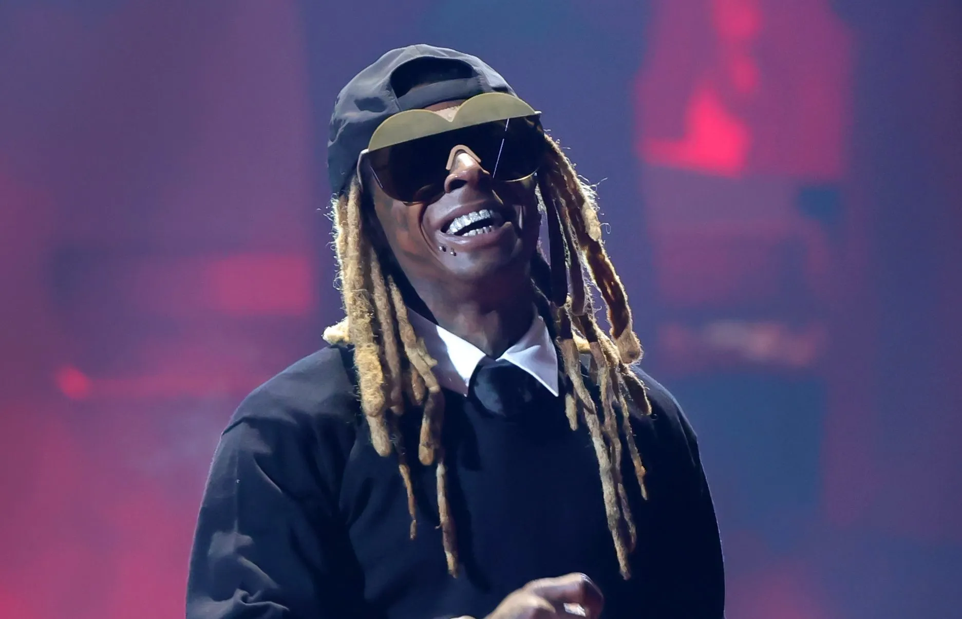 Lil Wayne Sets Off Timelines After Flexing His Abs & Fans Say Y'all Must've Forgot