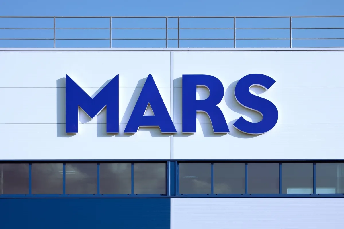 Mars Snacking to close New Jersey headquarters