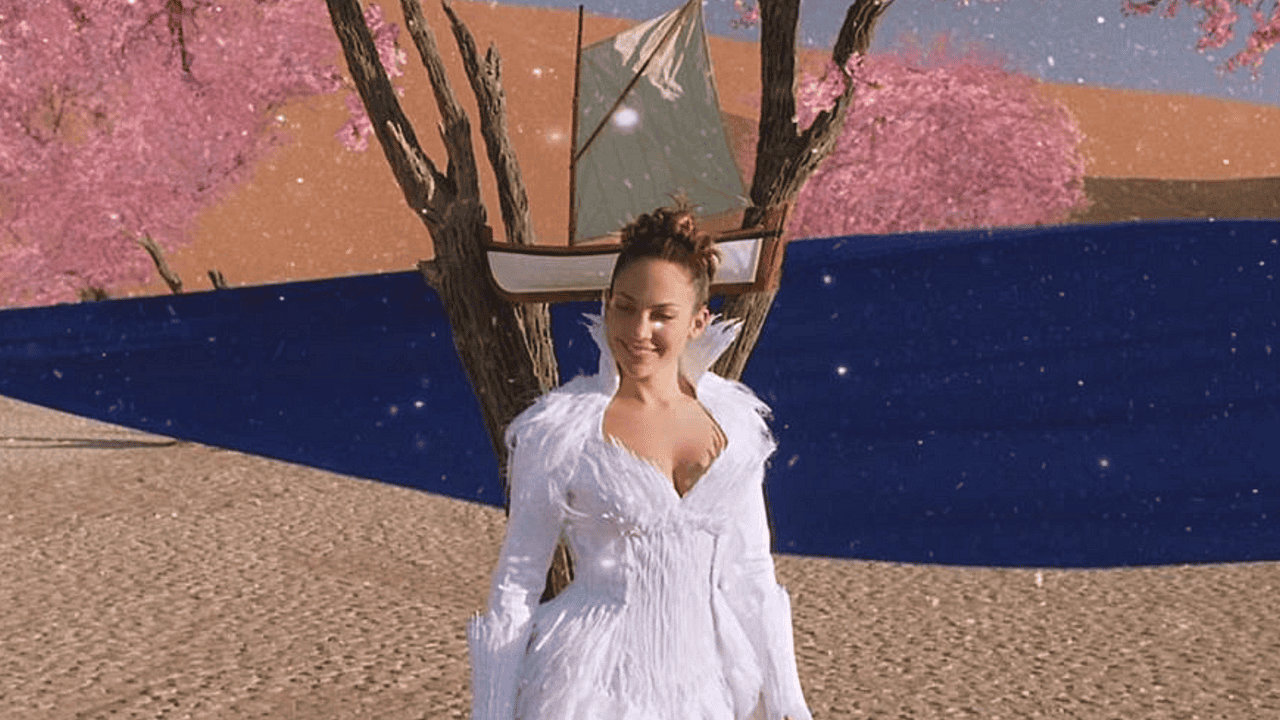 Jennifer Lopez’s Forgotten, Extremely R-Rated Sci-Fi Horror Will Scramble Your Brain Into Confetti