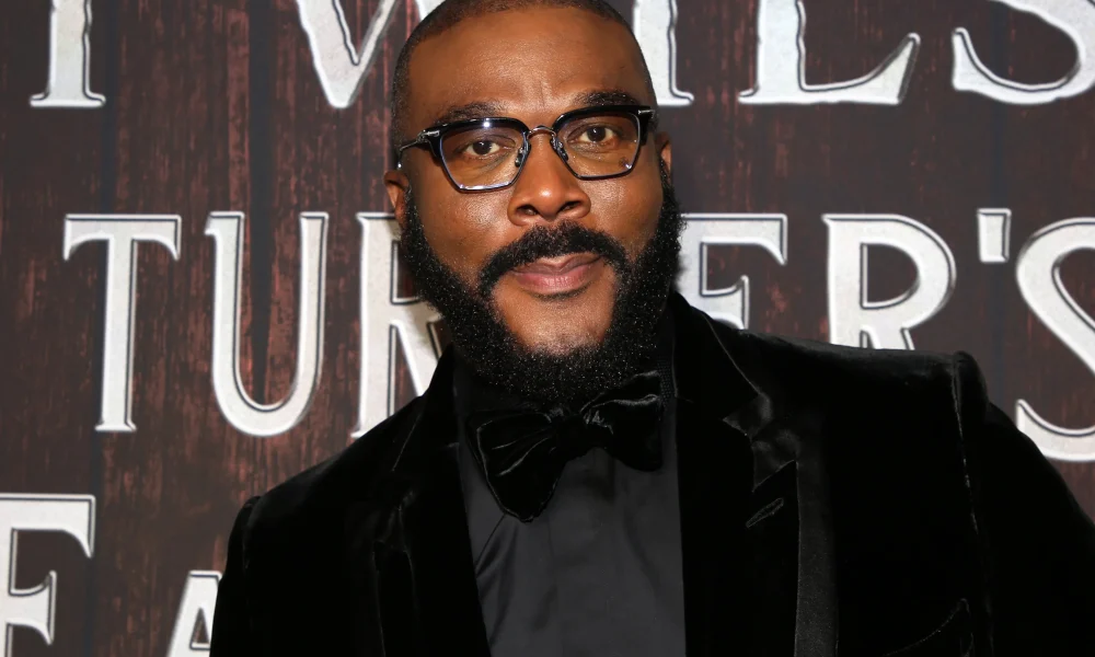 Tyler Perry Covers Funeral Costs For Nolan Xavier Wells As His Mother Shares Final Moments (PHOTO)