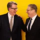 Robbins launches legal challenge against Starmer