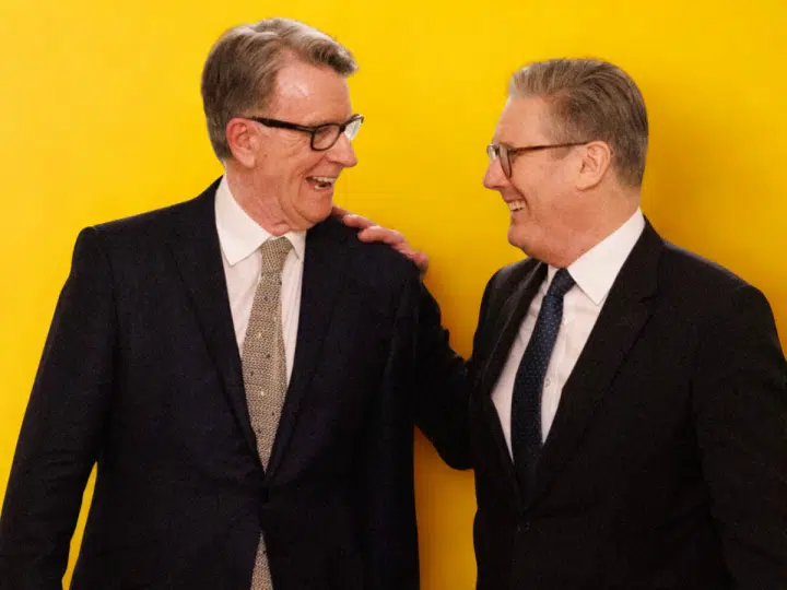 Robbins launches legal challenge against Starmer