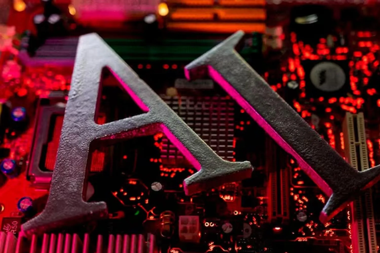ASEAN's AI Hub Race: Growth Hopes and Risks for Workers and SMEs