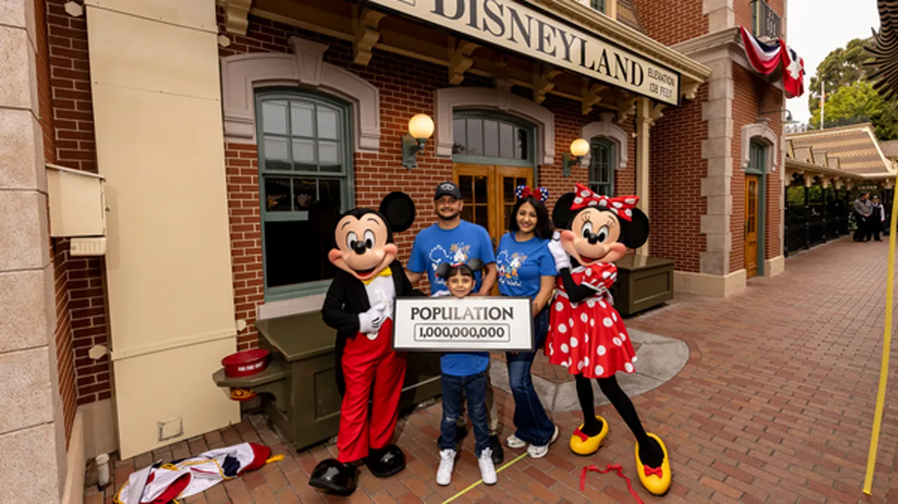 8-year-old boy becomes Disneyland's 1 billionth guest