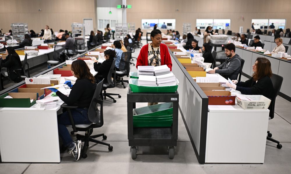 Supreme Court loosens campaign finance laws, opening up flood of midterm cash