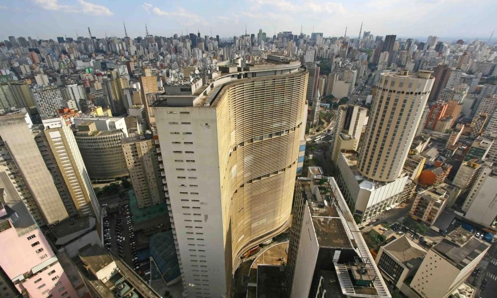Brazil's B3 exchange introduces options on BTC, ETH, SOL futures