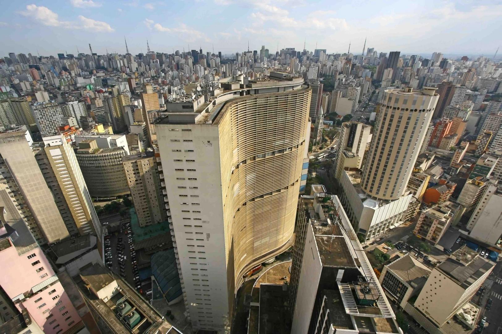 Brazil's B3 exchange introduces options on BTC, ETH, SOL futures