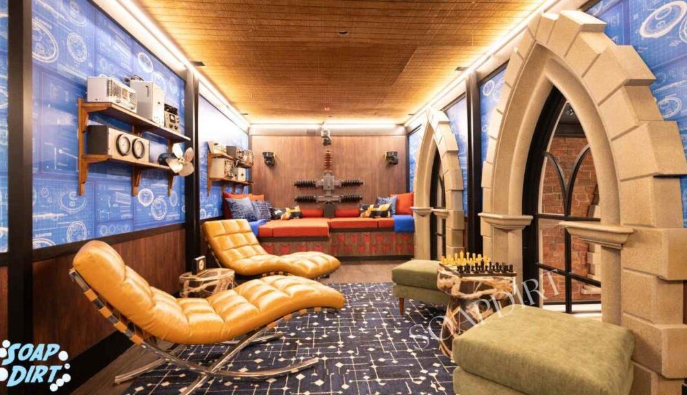 Big Brother 28: Players Living Room