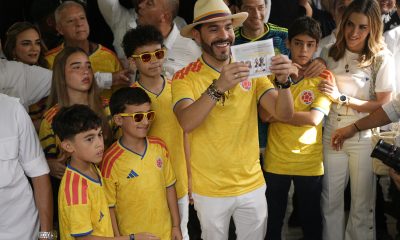 The populist trick that turned a soccer shirt into a campaign uniform