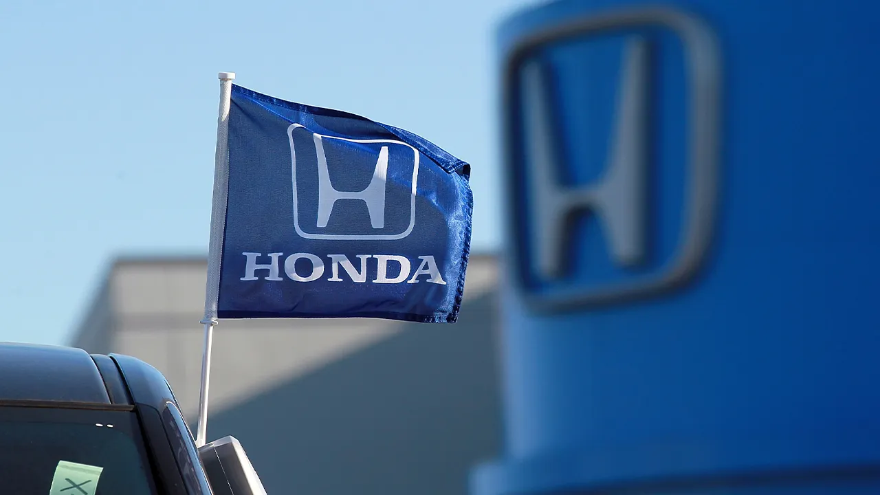 Honda recalls over 325,000 Odyssey vehicles over rearview camera defect