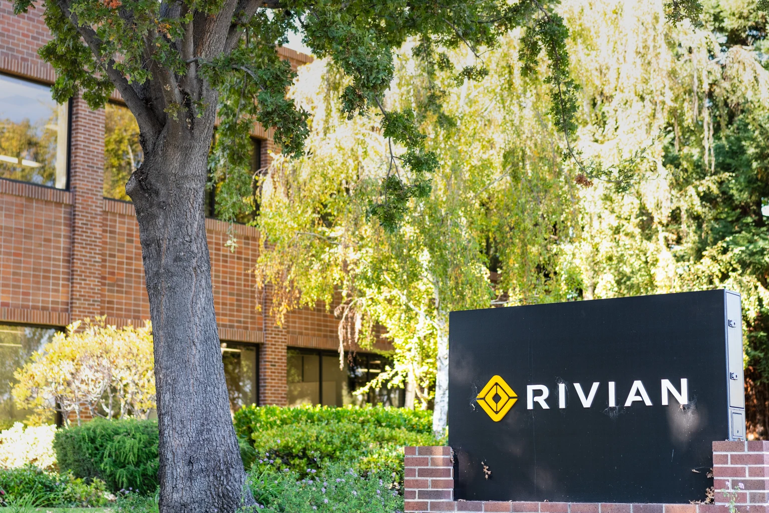 Rivian: R2 Now A Catalyst For Growth