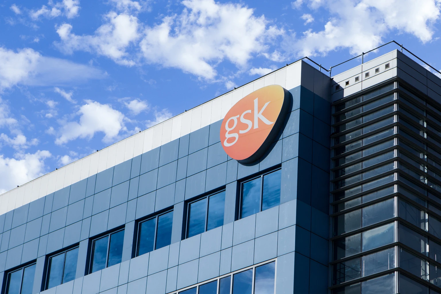 GSK: Healthy Results, But Limited Stock Upside (Rating Downgrade) (NYSE:GSK)