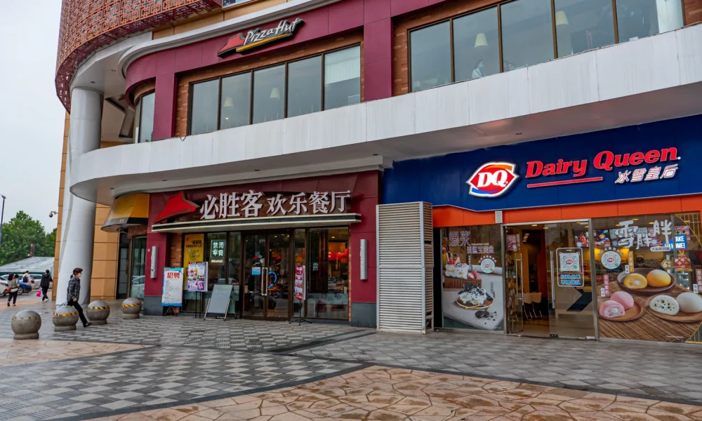 Yum China Stock Q2 Preview: Pizza Hut Catalyst Balanced By Macro Headwinds (NYSE:YUMC)