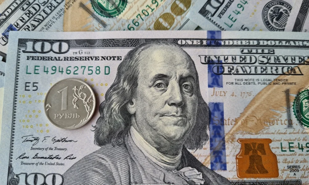I Am Buying +10% Yields At Big Discounts To Boost My Income
