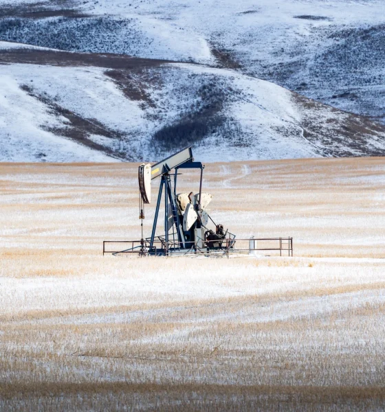 Canadian Natural Resources Stock: A Dividend Machine In A Volatile Oil Market (NYSE:CNQ)