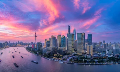East West Bancorp: Attractive Returns, Opaque Risks