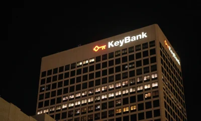 KeyCorp Stock: Focus On Investor Event Disclosures And New Buyback Plan (NYSE:KEY)