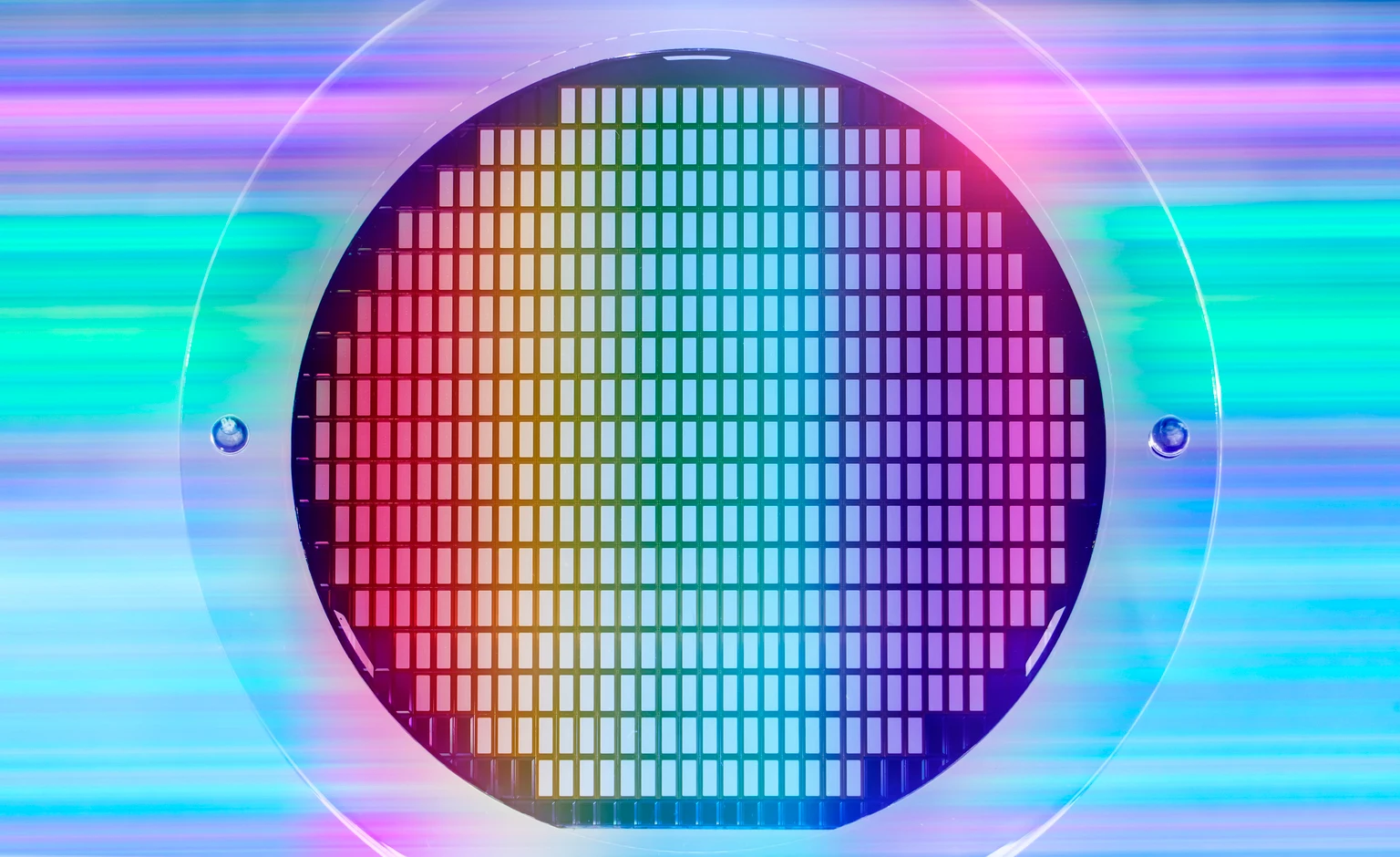 Intel Vs. Navitas: Why I Prefer The Turnaround Over The Growth Story