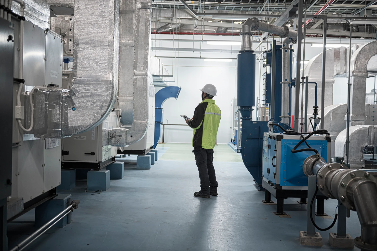 Johnson Controls Stock: Growth High Data Center Demand Technical Concerns Loom (NYSE:JCI)
