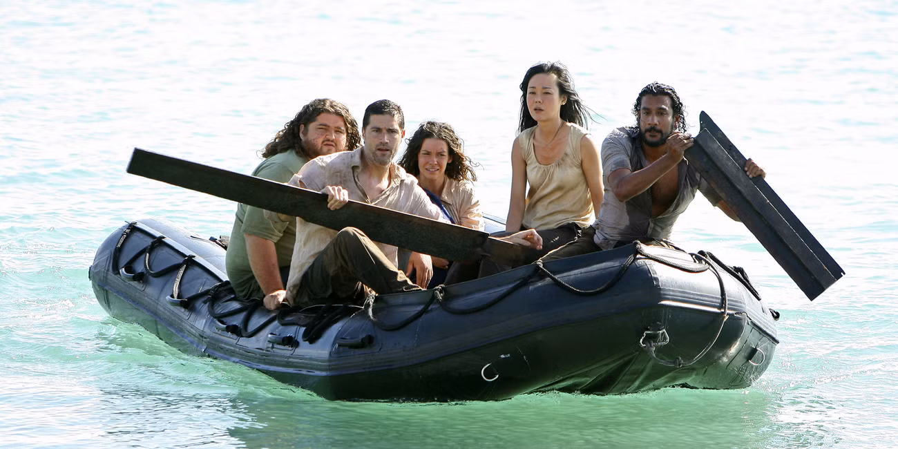 Jorge Garcia, Matthew Fox, Evangeline Lilly, Yunjin Kim, and Naveen Andrews in Lost (1)