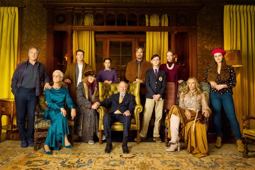 Don Johnson, Jamie Lee Curtis, Chris Evans, K Callan, Ana de Armas, Christopher Plummer, Michael Shannon, Jaeden Martell, Riki Lindhome, Toni Collette, Katherine Langford in Knives Out