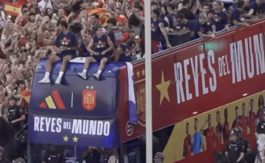 Lamine Yamal Steals the Show as Nearly Two Million Fans