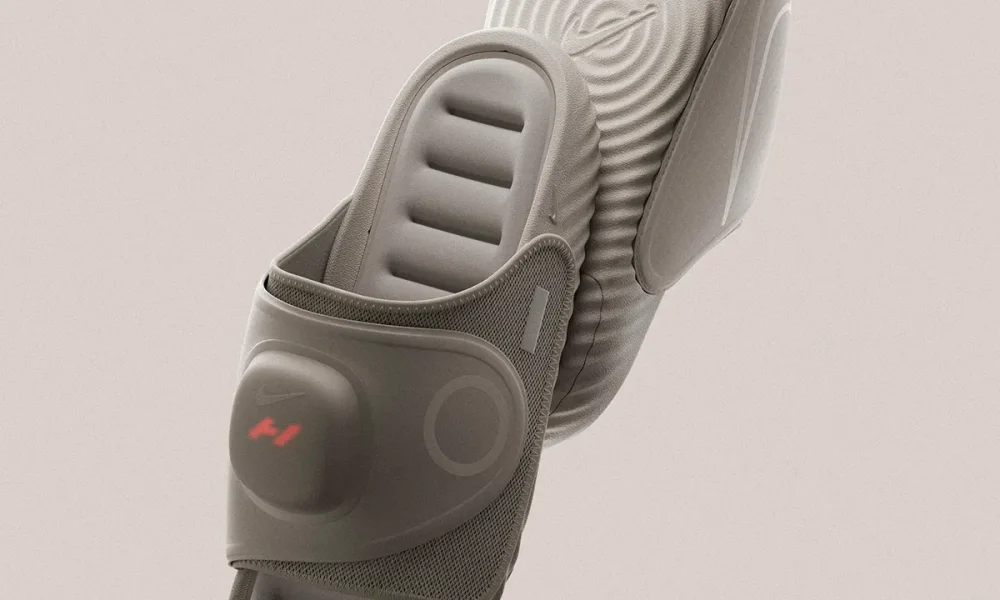 Nike Air Zoom Hyperslide delivers heat and vibration for recovery