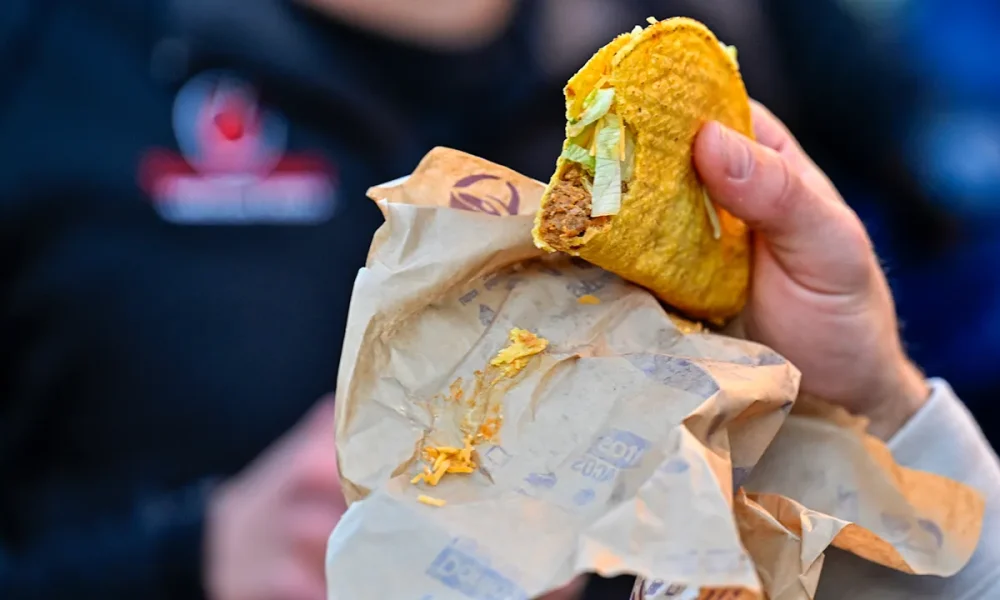 Taco Bell investigated amid Michigan cyclosporiasis outbreak cases: report