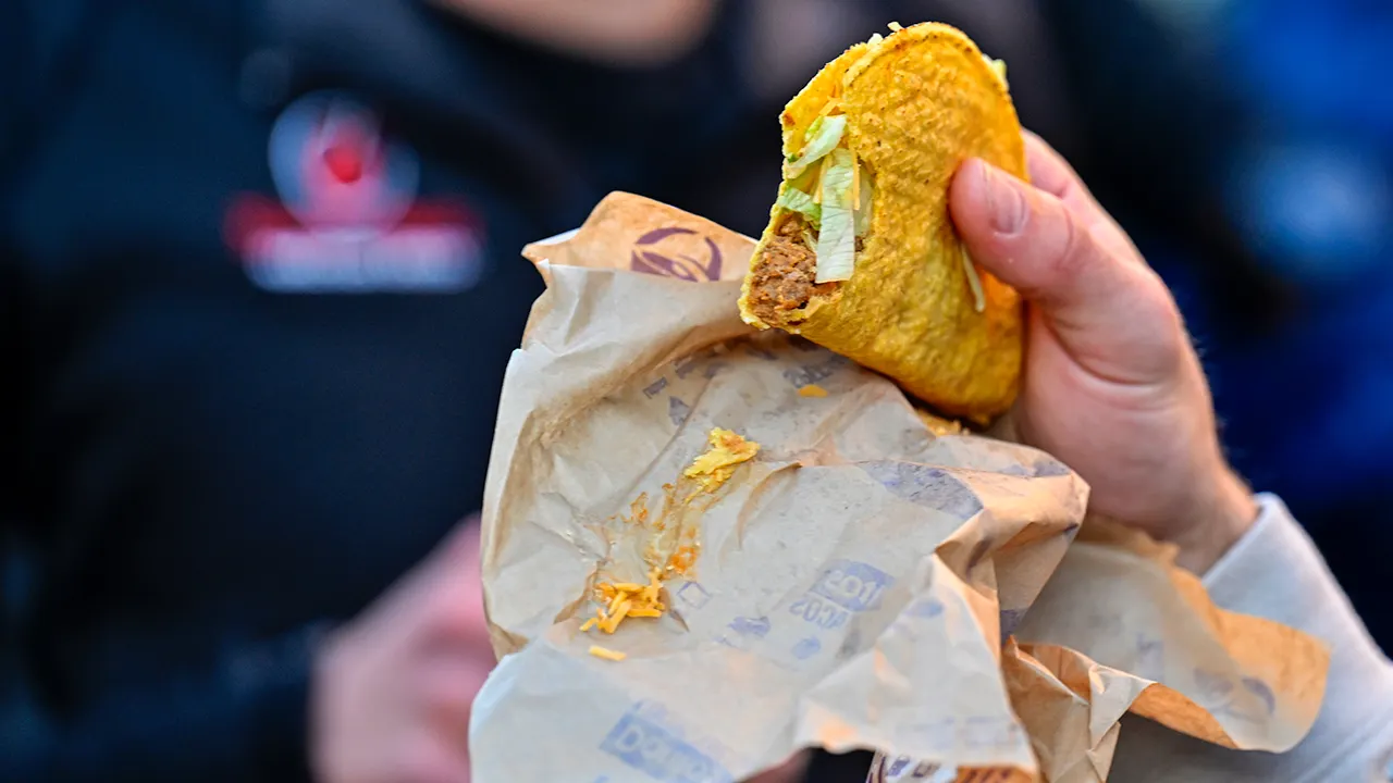 Taco Bell investigated amid Michigan cyclosporiasis outbreak cases: report