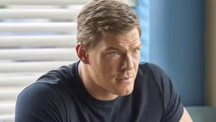 Alan Ritchson in Reacher on Prime