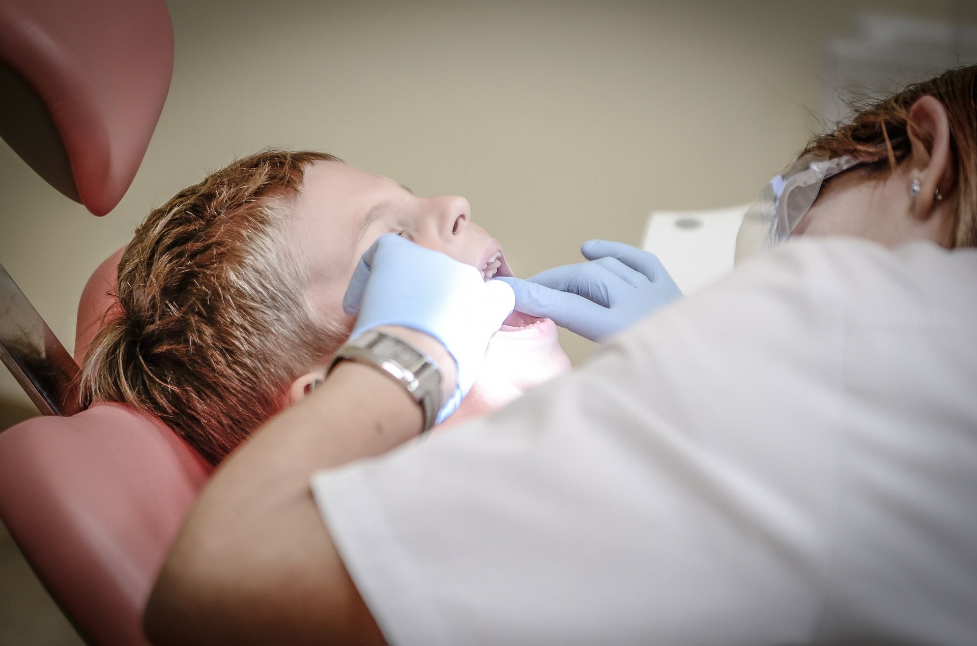 Representation. A dentist.