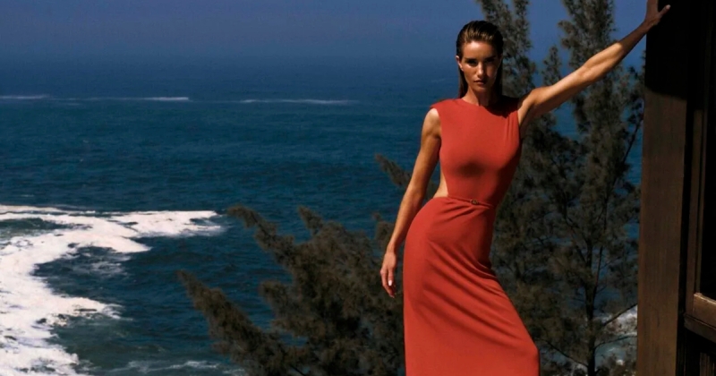 Rosie huntington whiteley vix paula hermanny swim