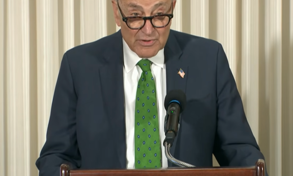 Senator Schumer Proposes Agency to Address Corruption, Including Trump’s Crypto Ventures