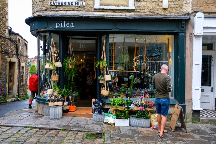 Small business growth expectations hit record low, says FSB