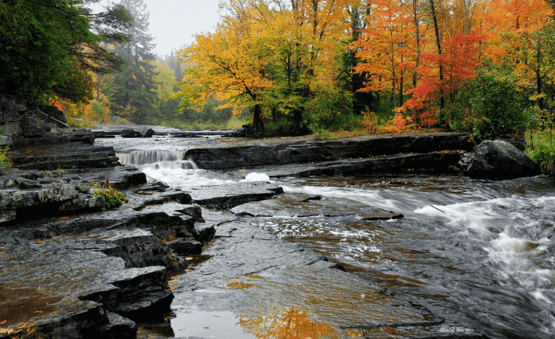 How Many Days to Spend in Sturgeon Falls for a Relaxing Northern Ontario Getaway