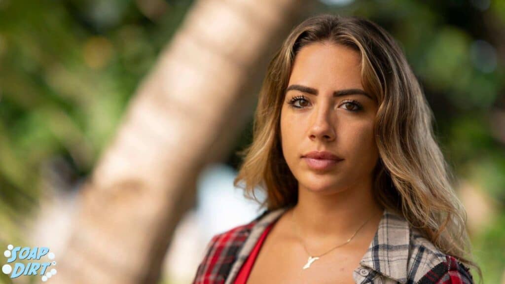 Survivor Castaway: Dee Valladares
