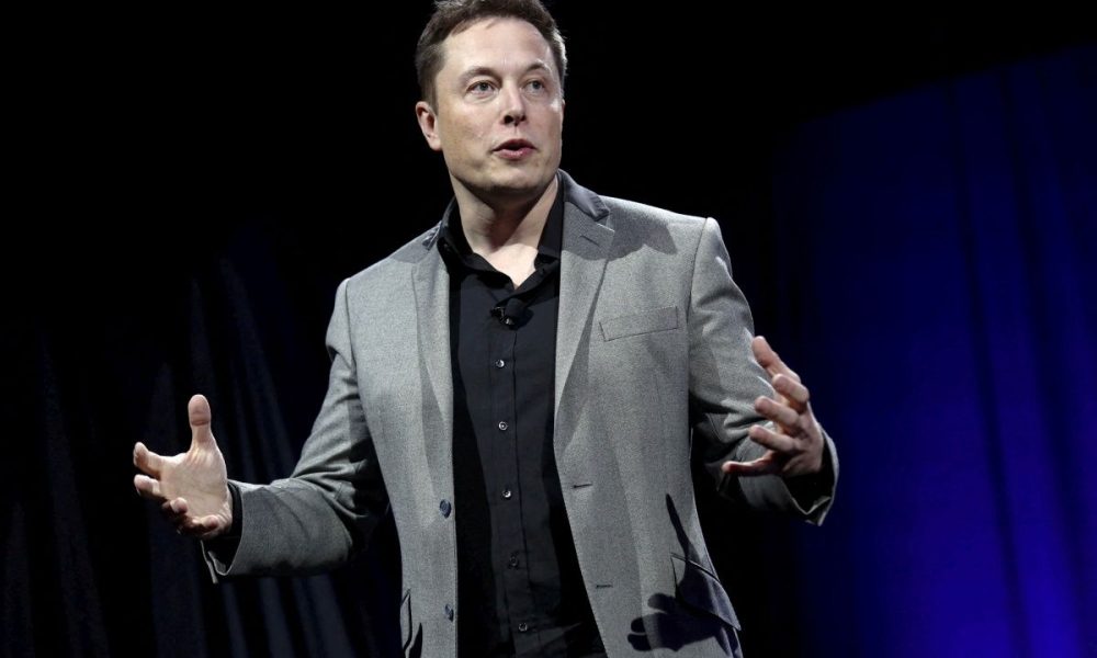 Tesla CEO Elon Musk speaks at an event in Hawthorne, California April 30, 2015.